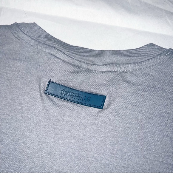 Brooklyn Cloth Originals Center Chest Tonal Embroidery Tee, Size L - Picture 4 of 9